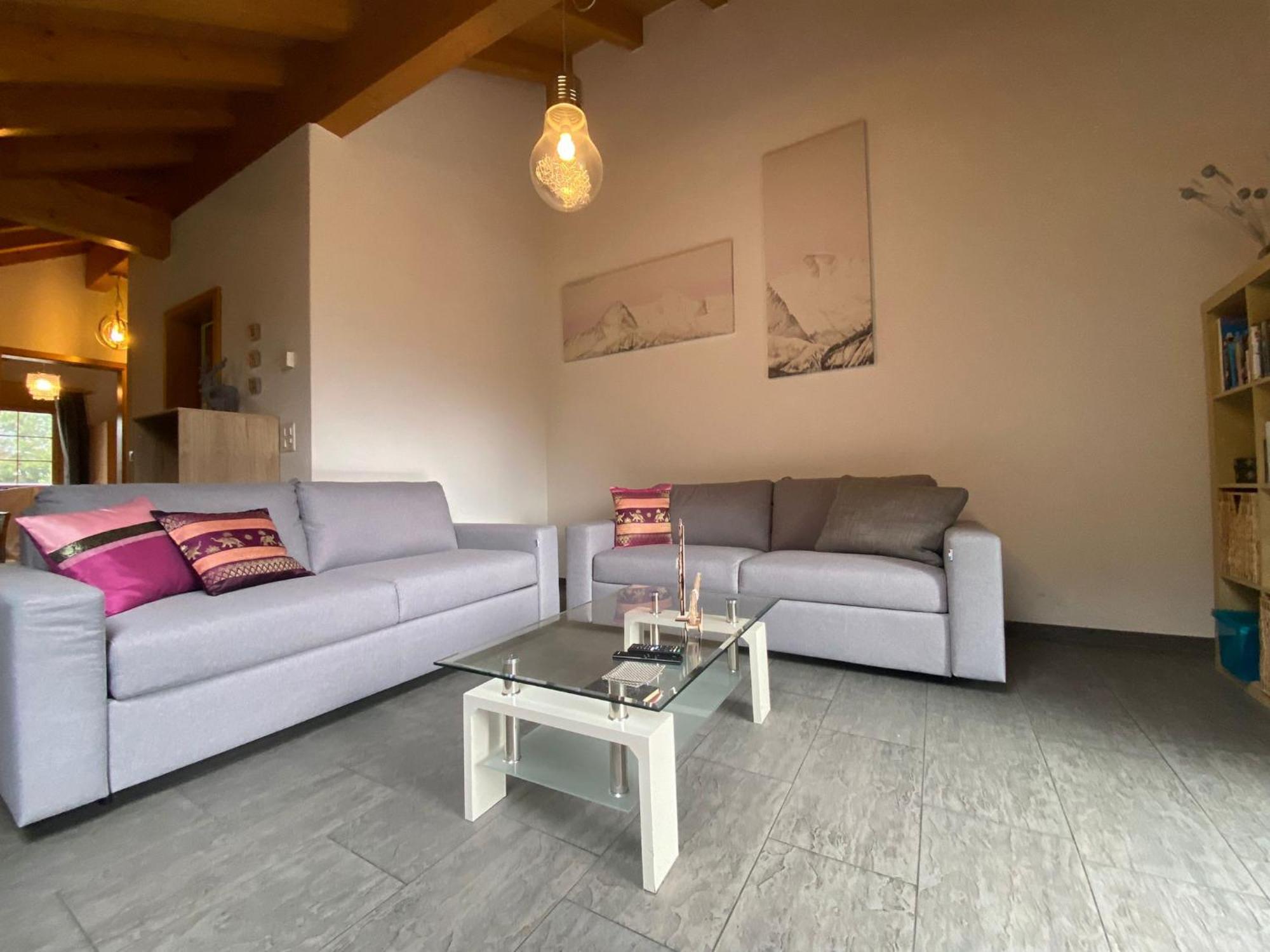 Charming Penthouse Apartment Лаутербрунен Екстериор снимка