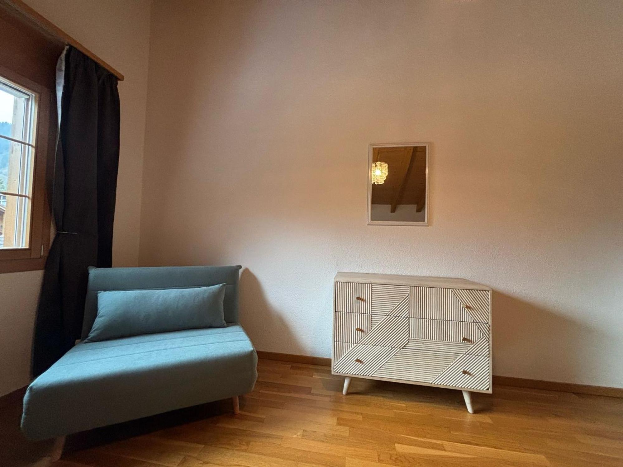 Charming Penthouse Apartment Лаутербрунен Екстериор снимка